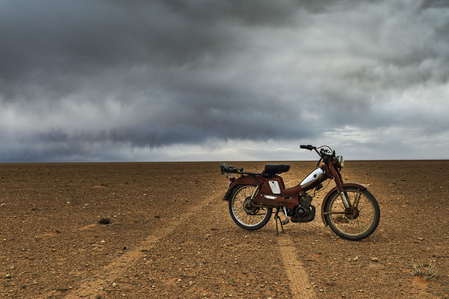 Désert, vélomoteur, Motobécane, Hauts plateaux, Maroc Oriental
